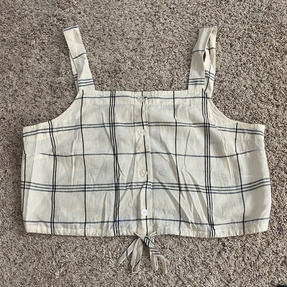 a new day cropped window pane linen blend top - Picture 2 of 8